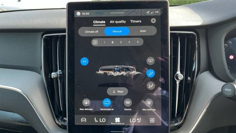 Volvo XC60 2.0 B5P Plus Black Edition 5dr AWD Geartronic Petrol Estate